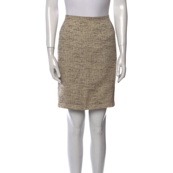 Lafayette 148 New York Dresses & Skirts - Lafayette 148 New York Womens Boucle Nude Back Split Zipper Skirt SIZE 0